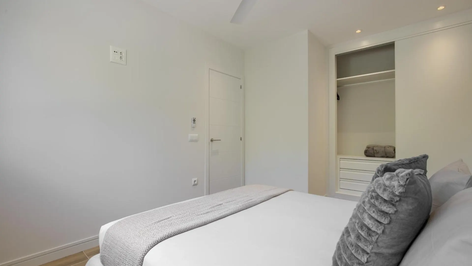 Apartament Dobo Madrid Pinar Aptos Temporales